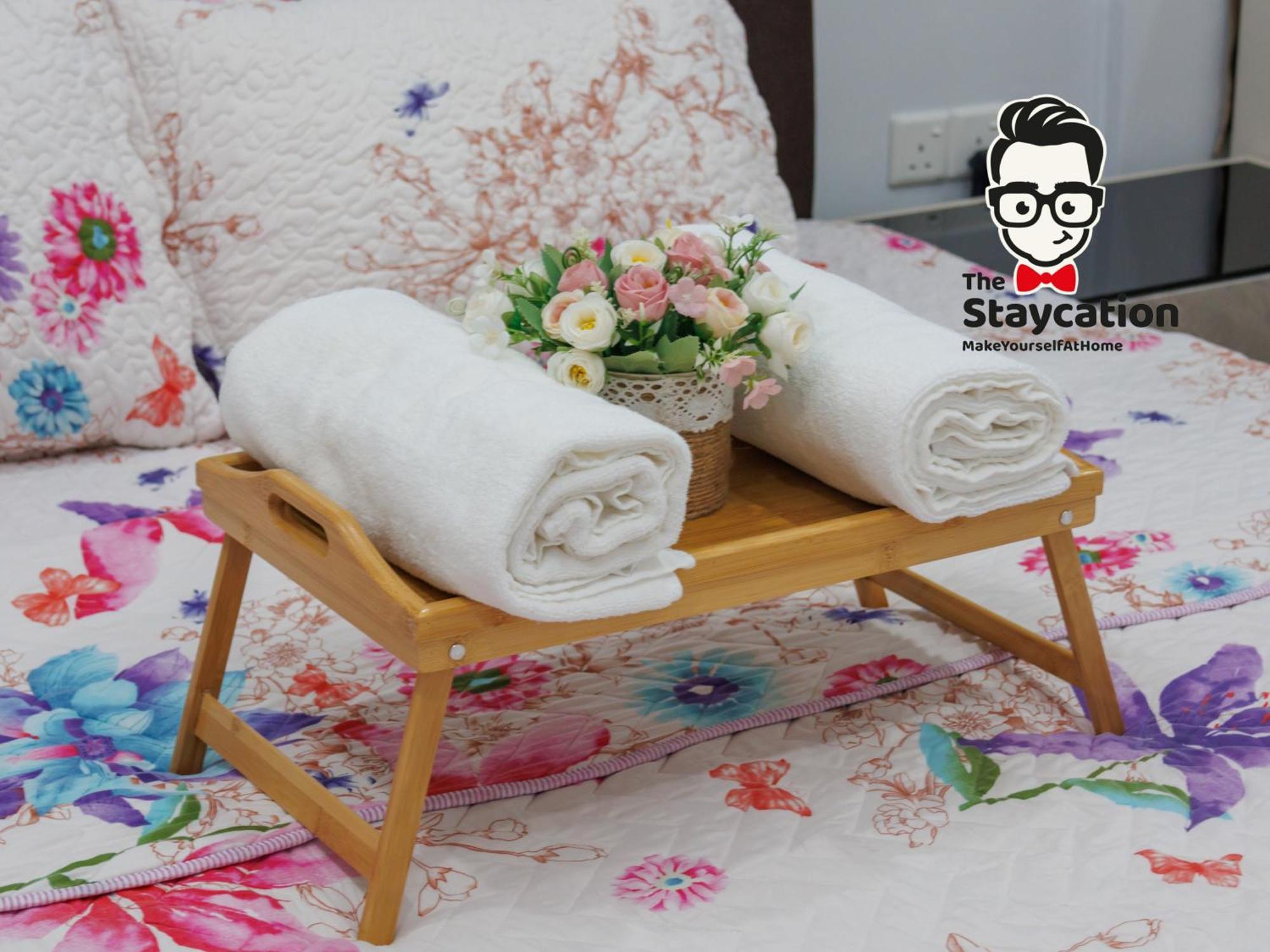 Staycation Homestay 51 Luxe Garden Homestay Kuching Eksteriør billede